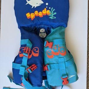 Infant flotation life vest